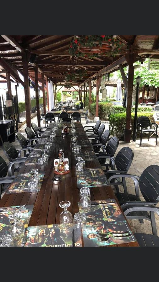Hotel Ostrova Plovdiv Ngoại thất bức ảnh