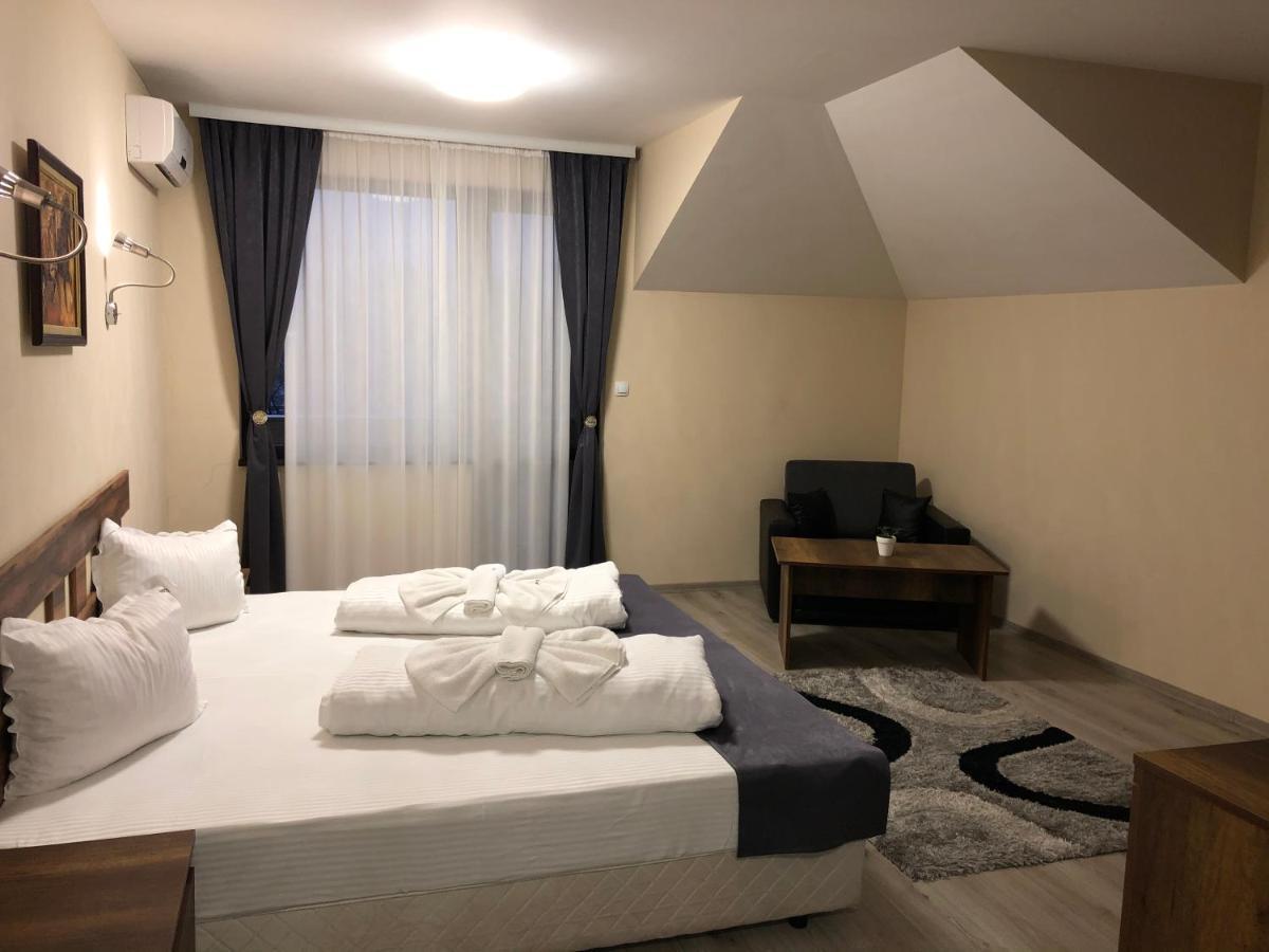 Hotel Ostrova Plovdiv Ngoại thất bức ảnh
