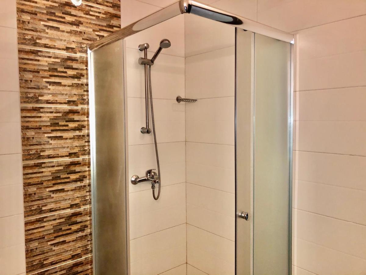 Hotel Ostrova Plovdiv Ngoại thất bức ảnh
