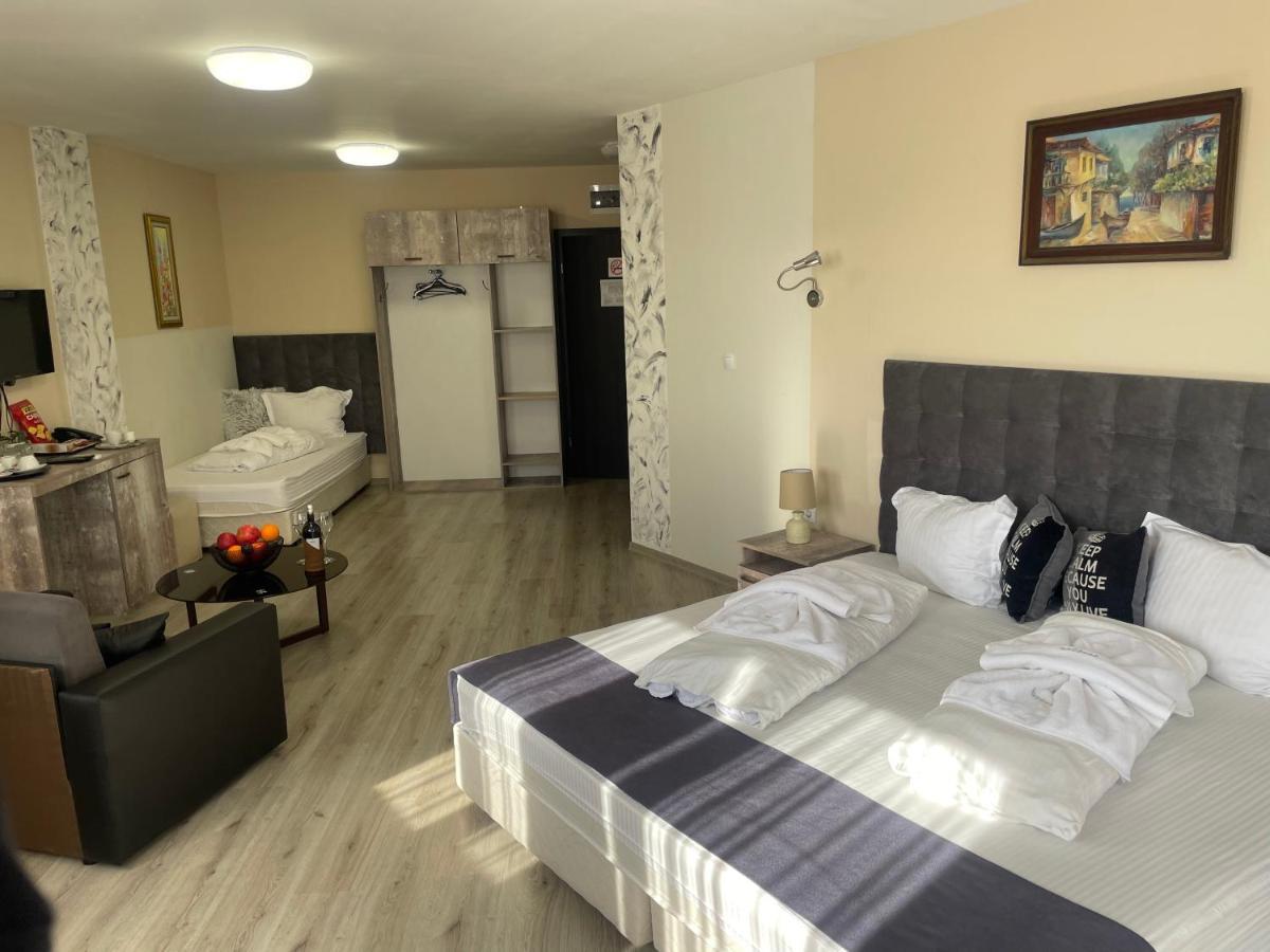 Hotel Ostrova Plovdiv Ngoại thất bức ảnh
