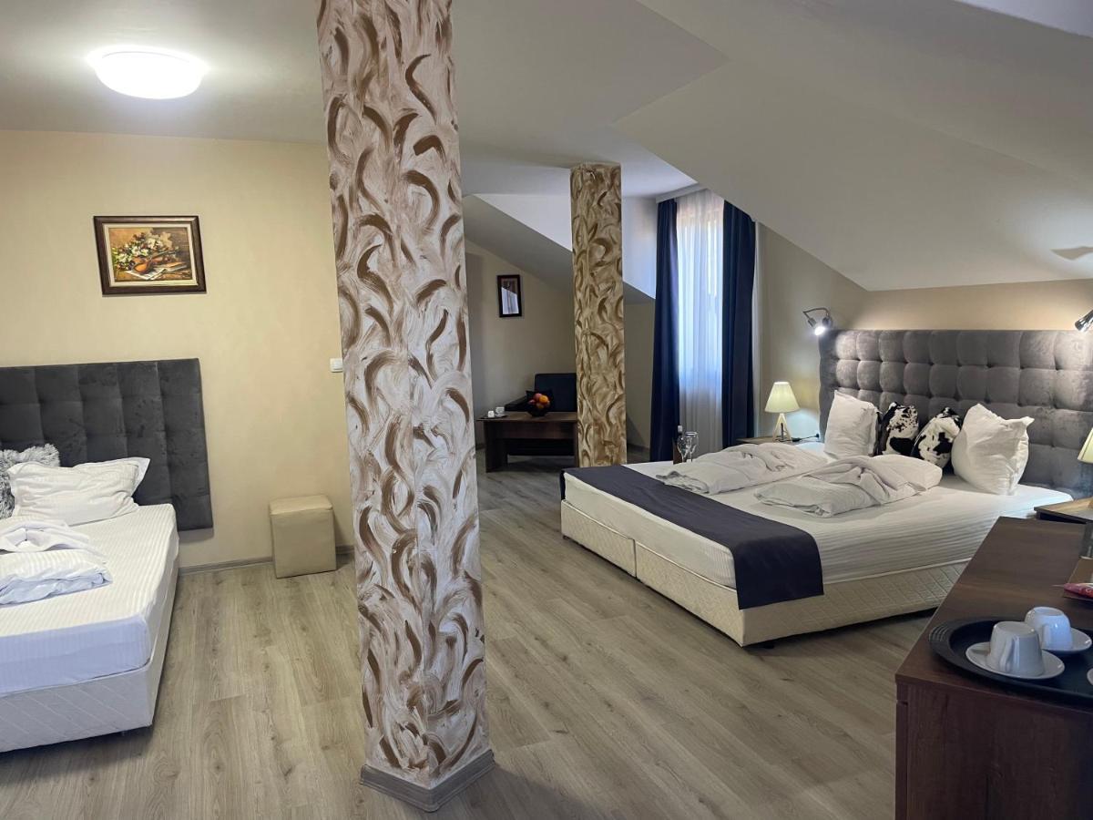 Hotel Ostrova Plovdiv Ngoại thất bức ảnh