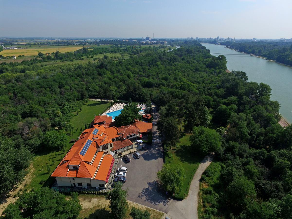 Hotel Ostrova Plovdiv Ngoại thất bức ảnh